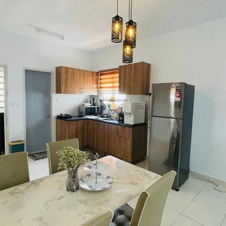 Klia Homestay Apartment - 2 Room Sepang Exterior photo